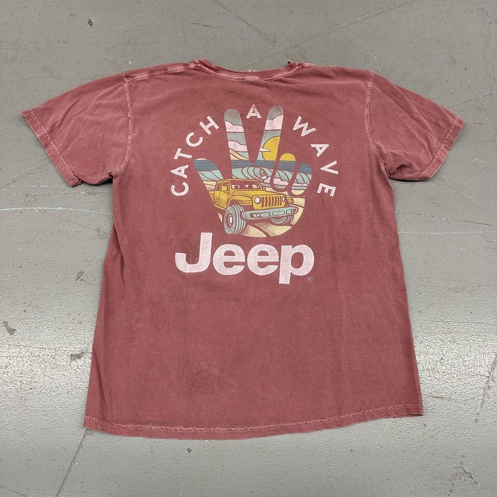 Comfort Colors Jeep Shirt Mens Large Red Catch A Wave Graphic Tee Surfing Beach - Picture 4 of 8